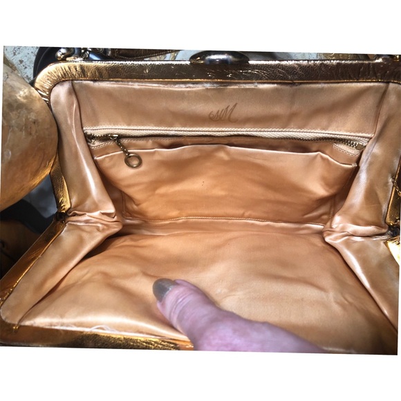 SALE💐VINTAGE (Japan 1950's) "M M" GOLD HANDBAG - Picture 8 of 16